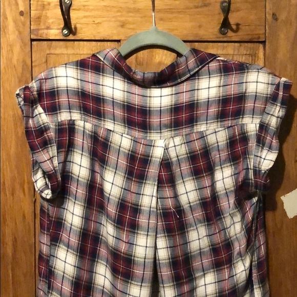 Jach’s Capsleeve Plaid Button down - Picture 3 of 5